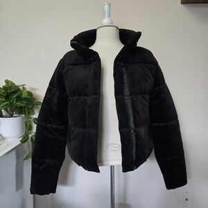 NWT mi ami Francesca's Black Puffer Jacket